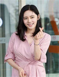 女佣