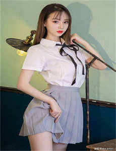 巨黄的肉辣文小说
